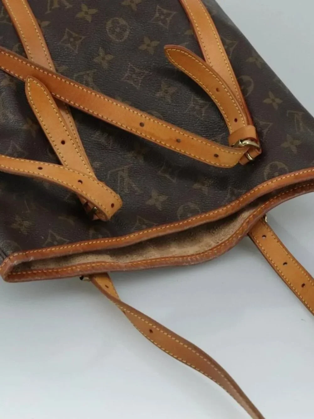 LOUIS VUITTON Monogram Bucket GM Shoulder Bag M42236 LV Auth